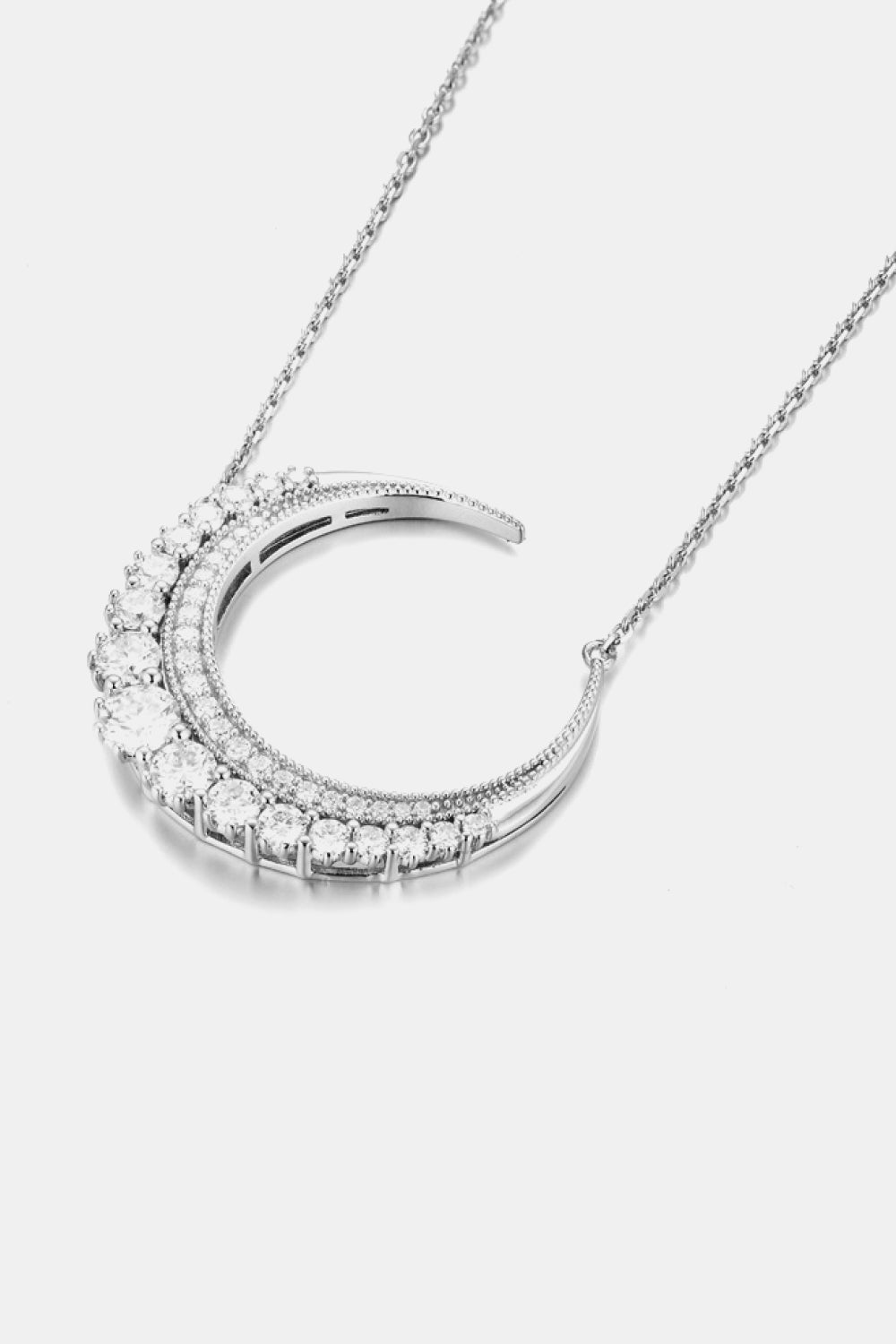 Crescent Moon Shape Pendant Necklace