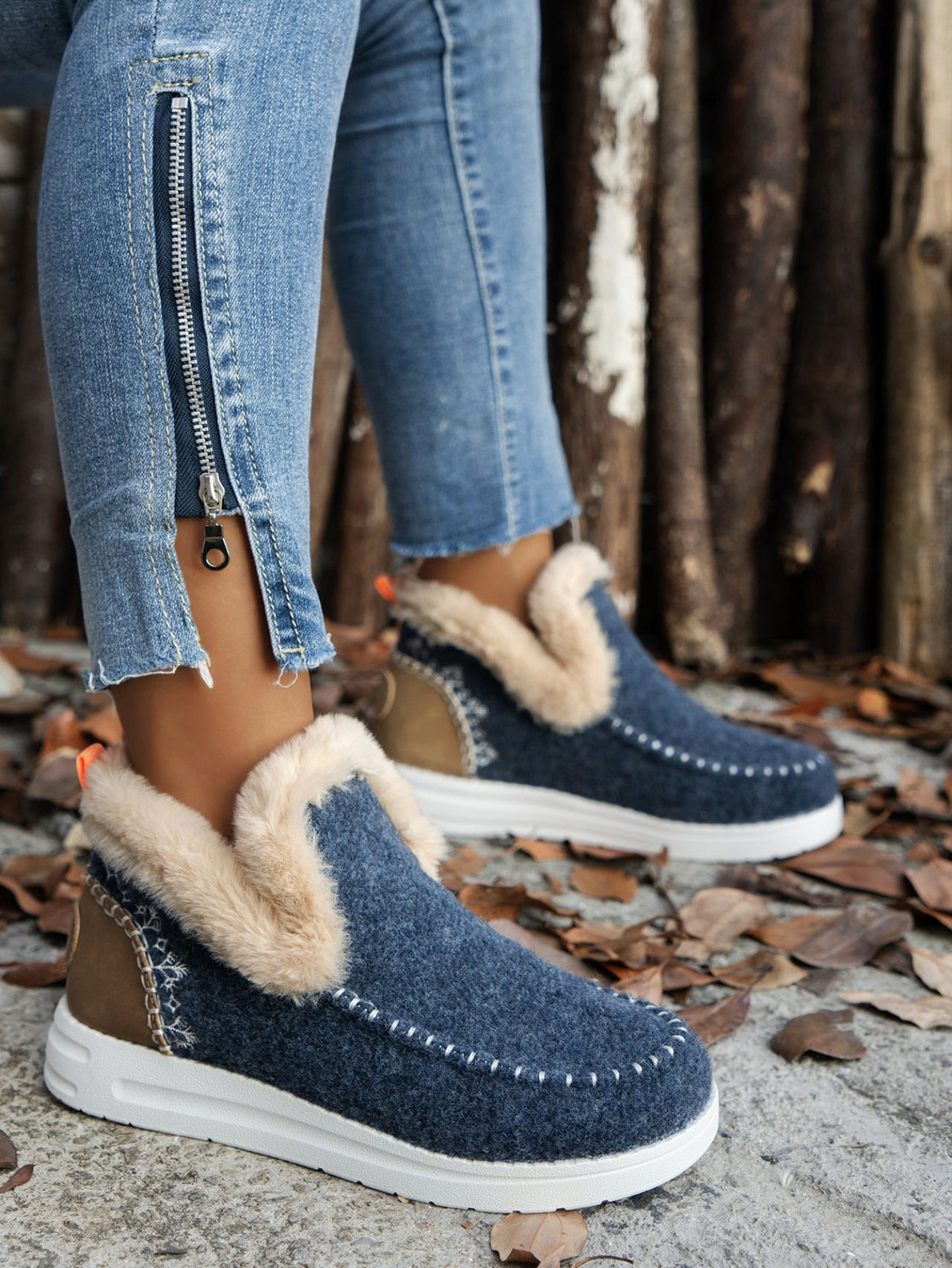 Heri Furry Suede Sneakers