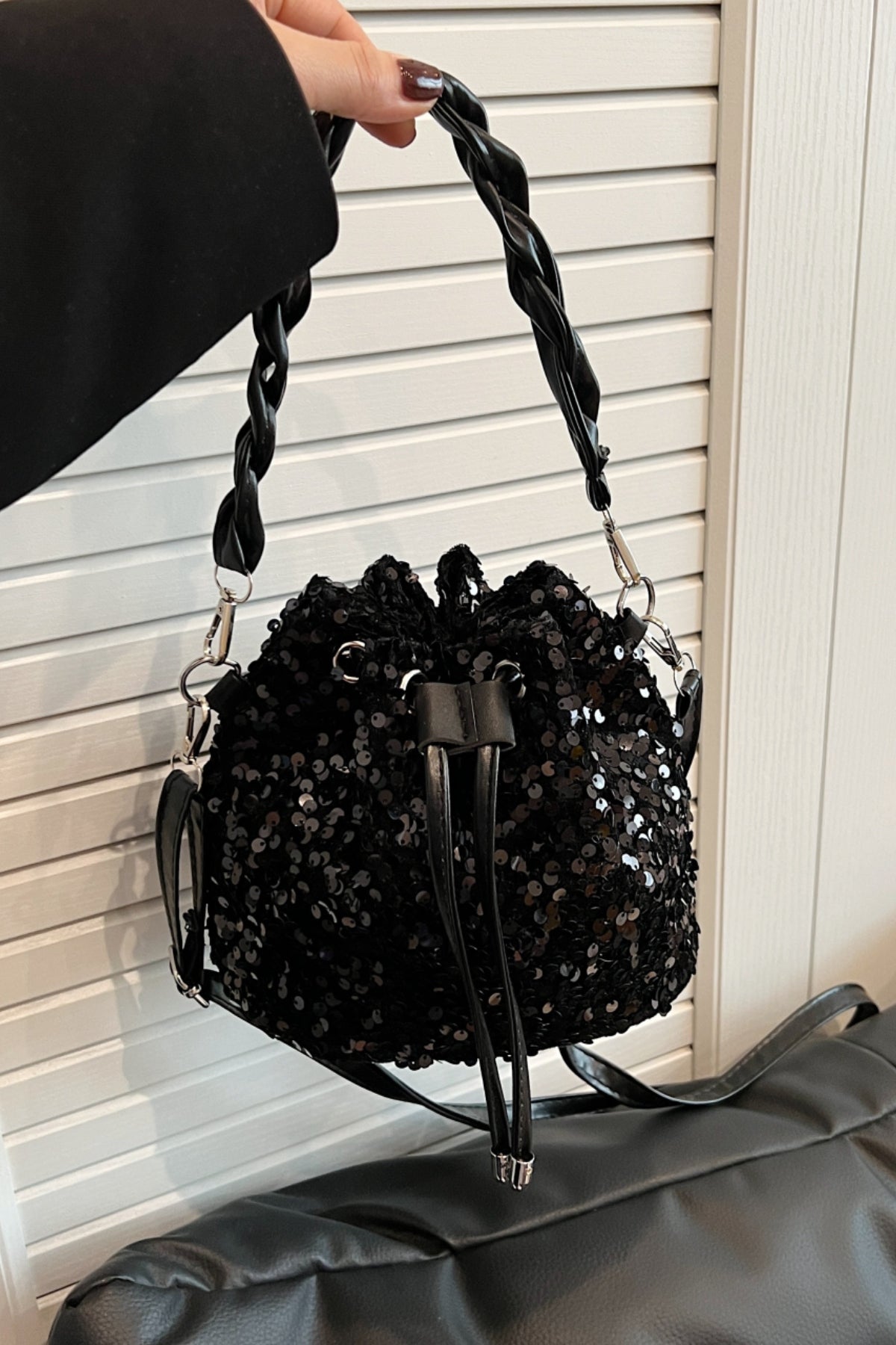 H&H Drawstring Bucket Bag