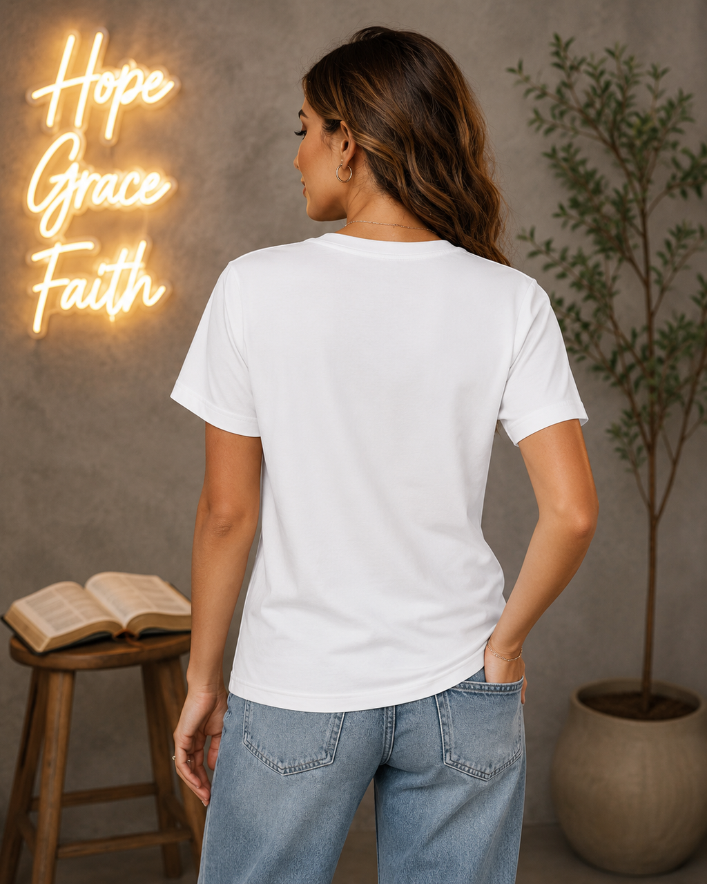 Heri &amp; Hama Logo T-Shirt