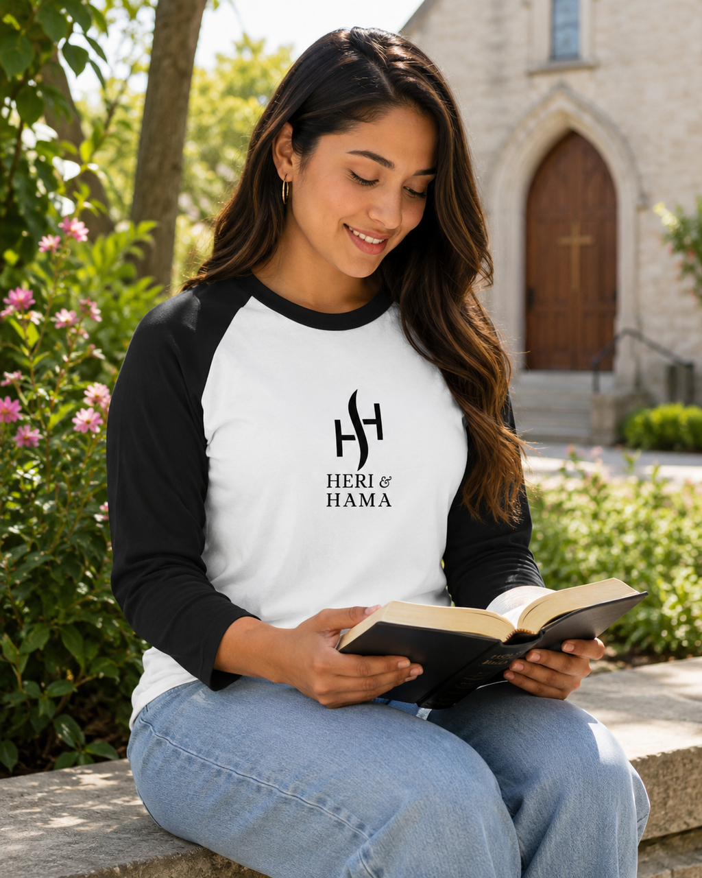 Heri And Hama Raglan T-Shirt