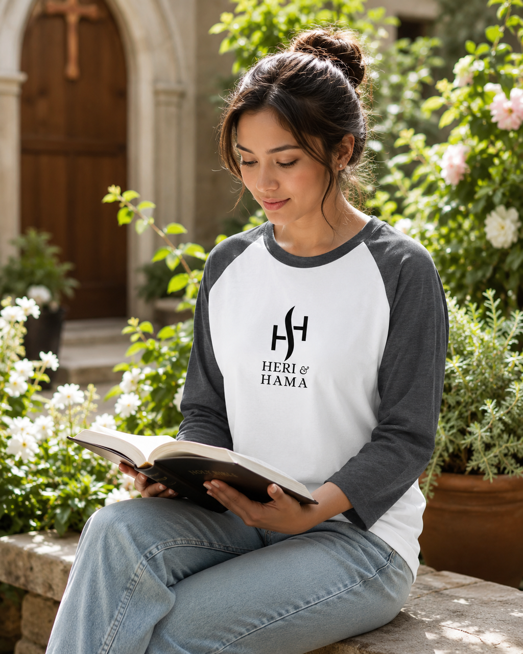Heri And Hama Raglan T-Shirt