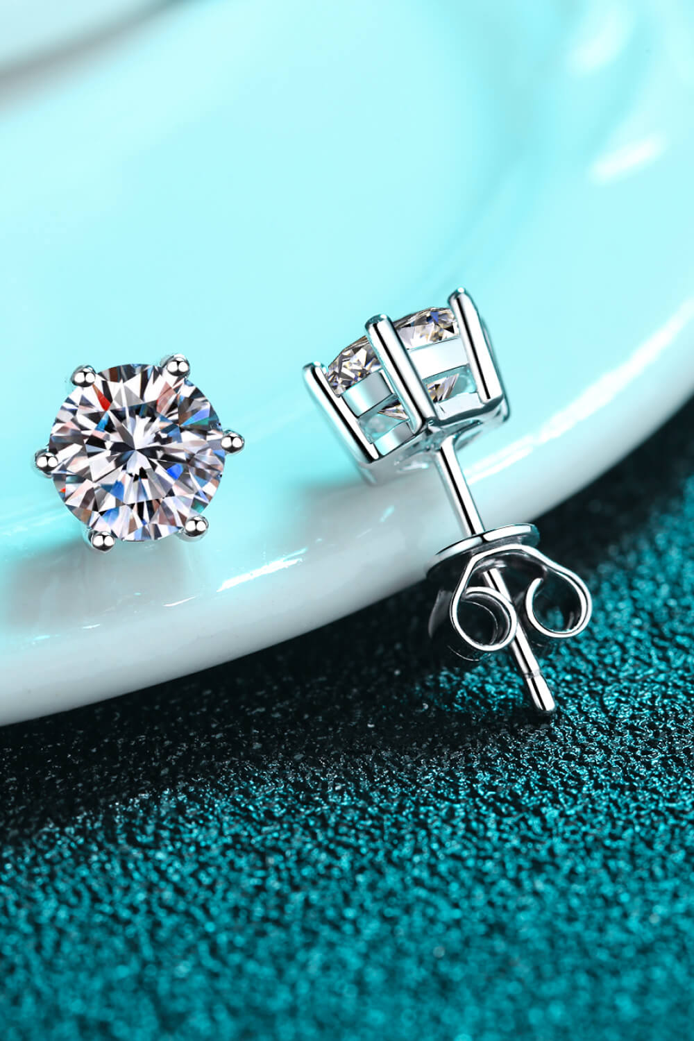 H&H Moissanite Stud Earrings