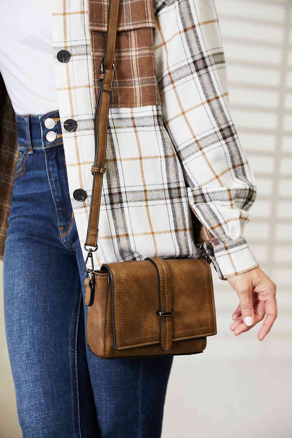 All Day Elegant Leather Crossbody Bag